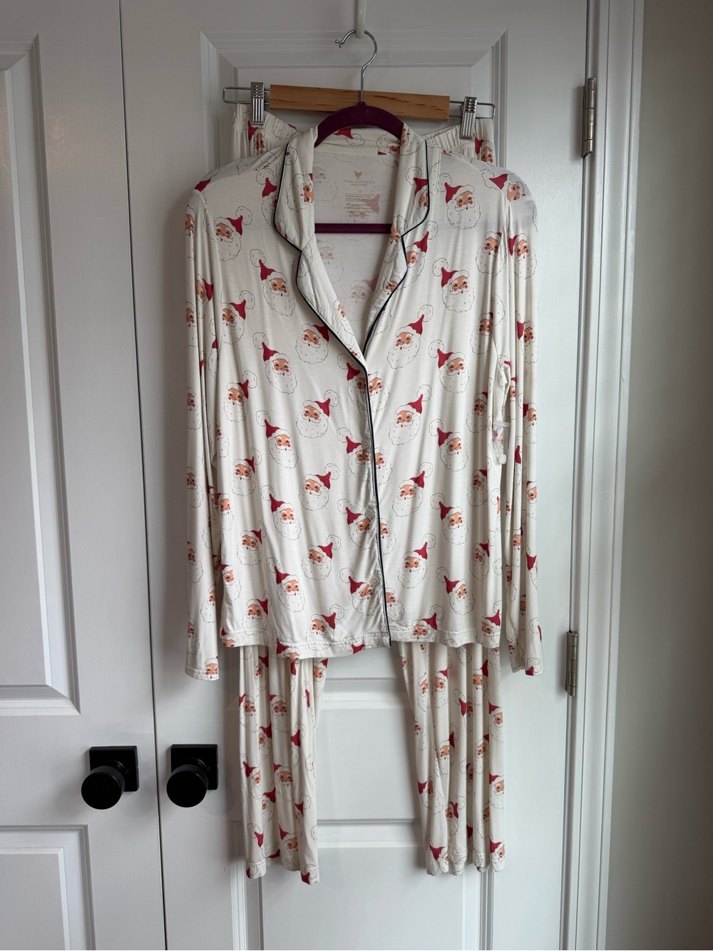 Pink Chicken Women’s Santa Holiday Long Sleeve Pajama Set Bamboo Size Medium